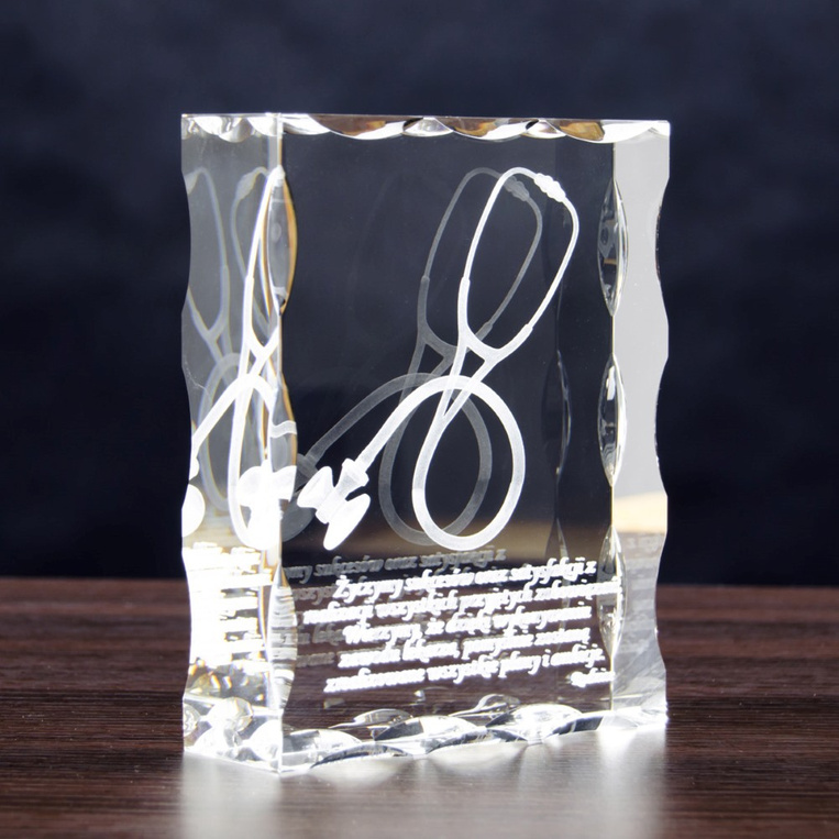 Stetoskop Grawer w szklanej statuetce - Prezent dla LEKARZA, ABSOLWENTA