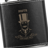 Piersiówka w skórze z grawerem GENTLEMEN ONLY + IMIE