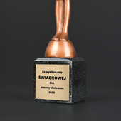 Statuetka WIKTOR dla ŚWIADKOWEJ – z grawerem i podziękowaniem