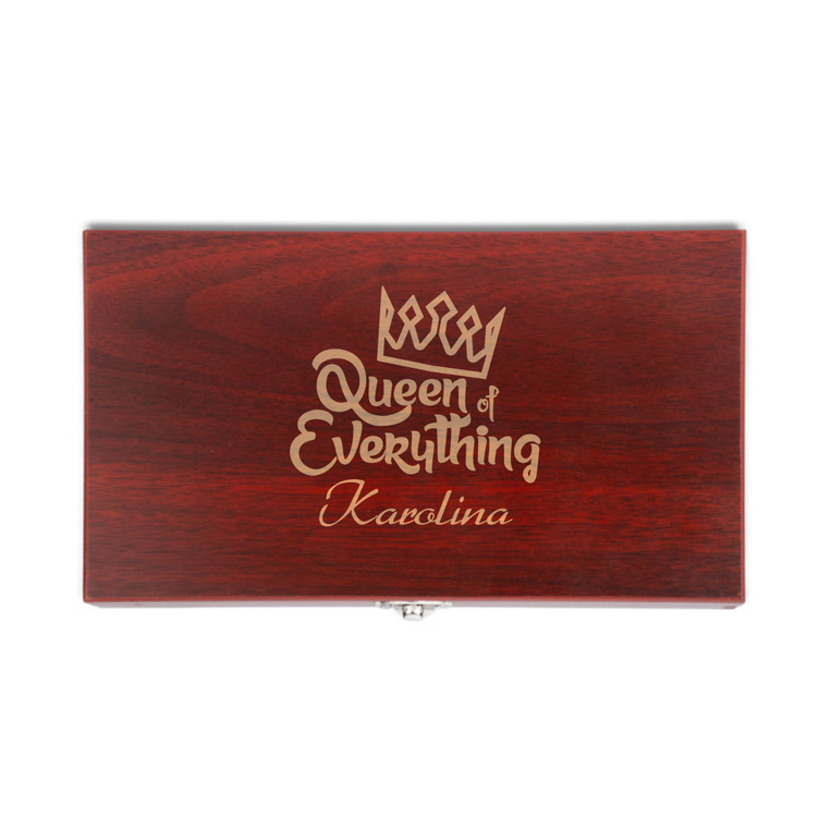Zestaw do wina z grawerem na prezent DLA NIEJ - QUEEN OF EVERYTHING