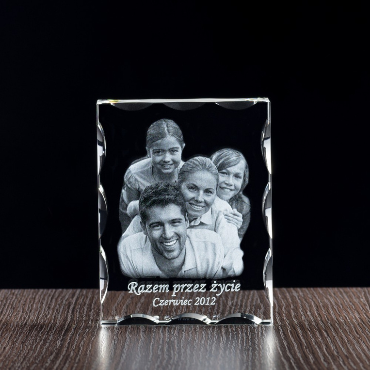 Fotolampka – statuetka 130x100x30 mm z grawerunkiem zdjęcia rodzinnego 2D