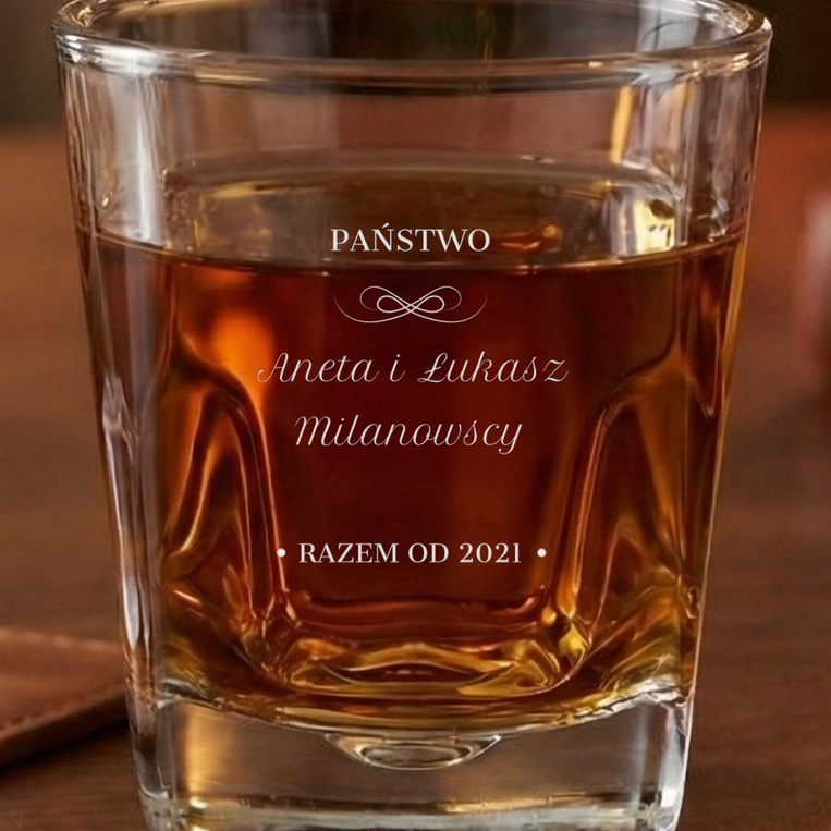 Szklanka do whisky z grawerem imion i nazwisko pary PREZENT NA ŚLUB ROCZNICĘ