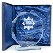 Statuetka z grawerem DLA POLICJANTA odchodzącego na emeryturę – OD ZAŁOGI