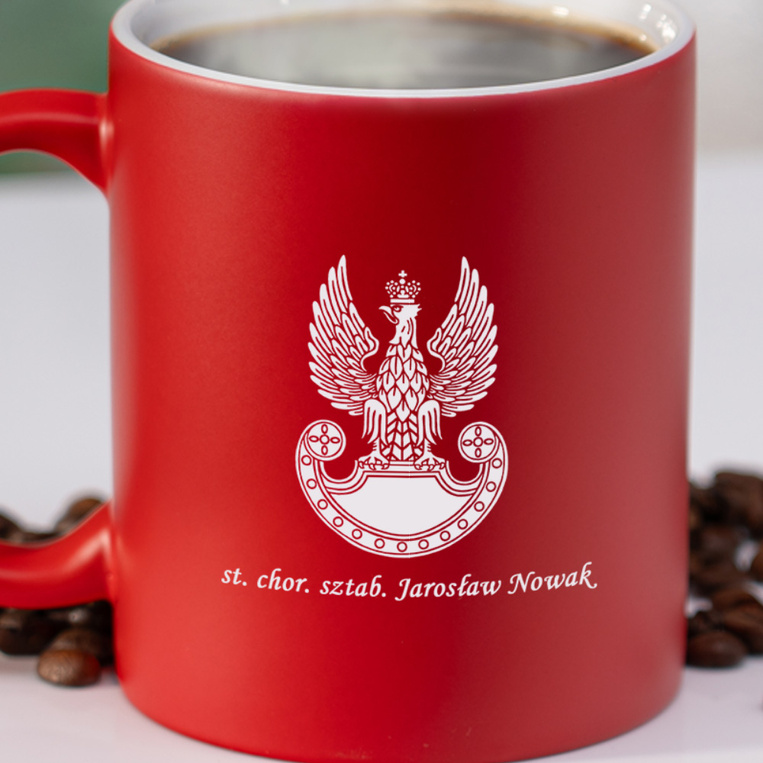 Kubek ceramiczny z grawerem wojskowym – orzełek, stopień, nazwisko