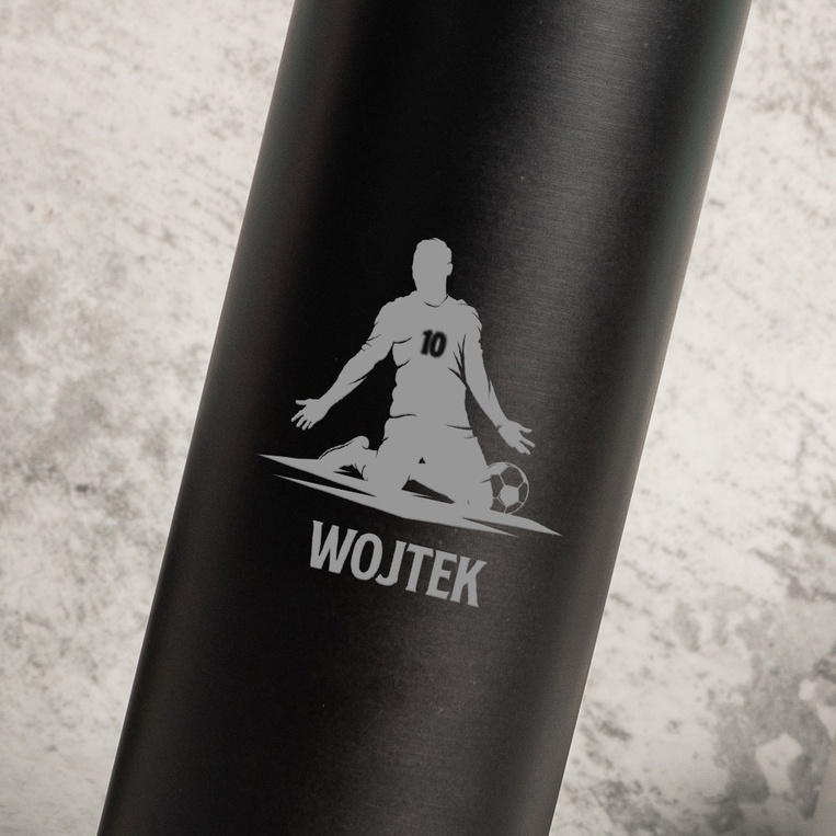 Prezent dla Piłkarza - Czarna Butelka Termiczna z Termometrem