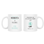 Kubek z nadrukiem DLA PRACOWNIKA KTÓRY ROBI RÓŻNICĘ