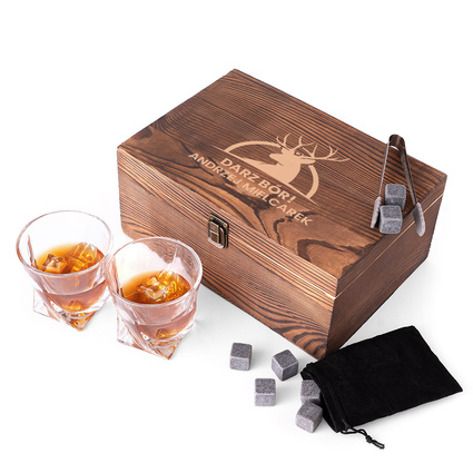 Zestaw do whisky z grawerem „DARZ BÓR” na prezent DLA MYŚLIWEGO LEŚNIKA