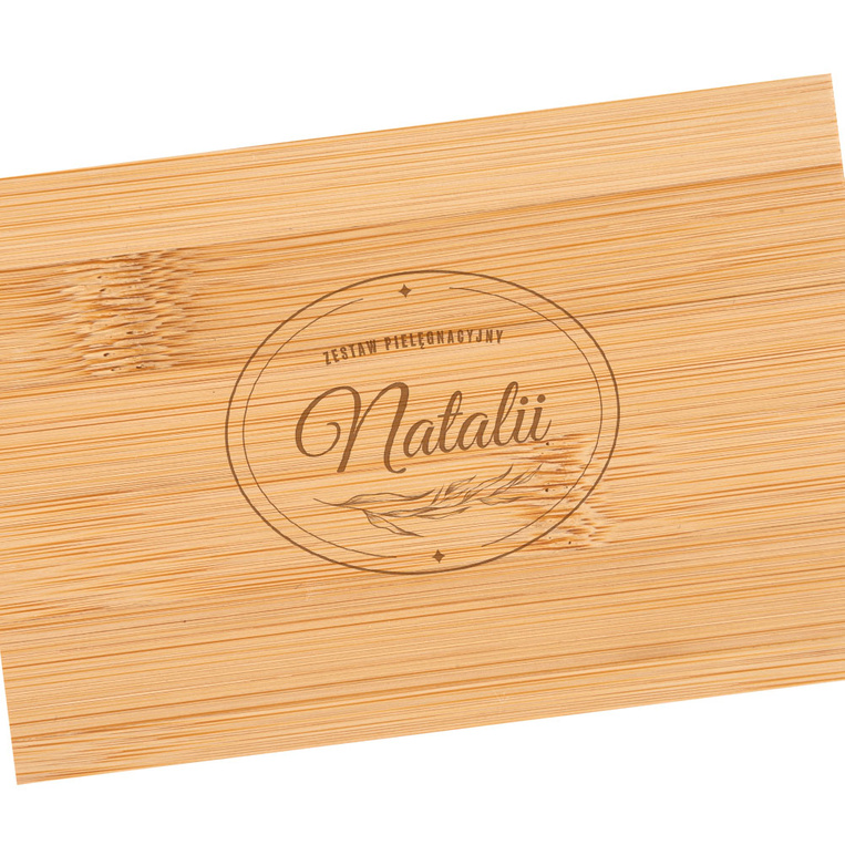 Zestaw do manicure w bambusowym etui ZESTAW PIELĘGNACYJNY + IMIĘ