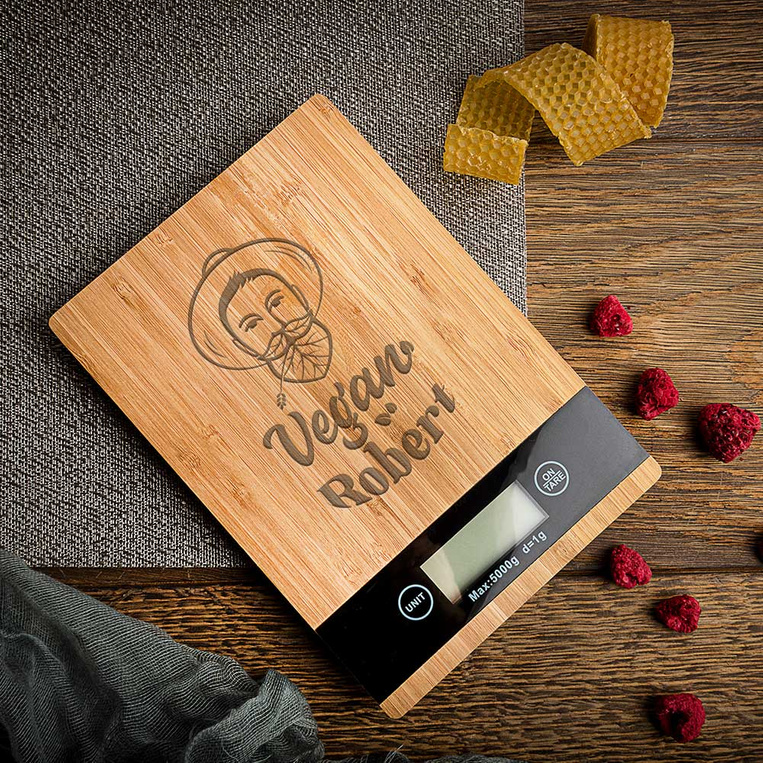 PERSONALIZOWANA Waga kuchenna prostokątna z grawerem VEGAN ROBERT