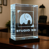 Fotolampka 3D z grawerem logo – elegancka statuetka do aranżacji recepcji firmowej