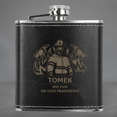 Piersiówka DLA STRAŻAKA z grawerem IMIĘ + NIE PIJE ON GASI PRAGNIENIE