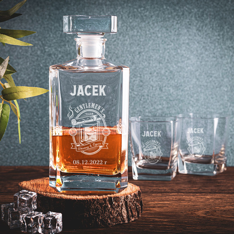 Karafka prosta i dwie szklanki z grawerunkiem na prezent