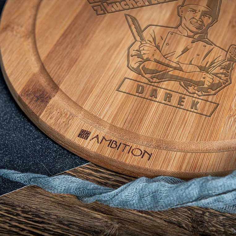 DESKA do krojenia okrągła dla AMATORA GOTOWANIA na prezent NIE ZADZIERAJ Z KUCHARZEM