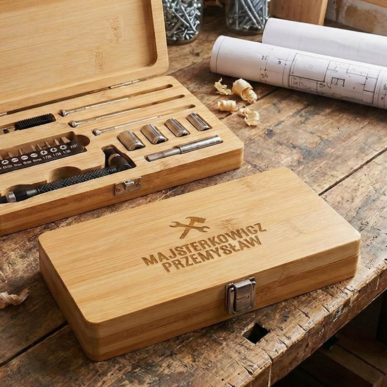 Zestaw 21 narzędzi w drewnianym etui DLA MAJSTERKOWICZA