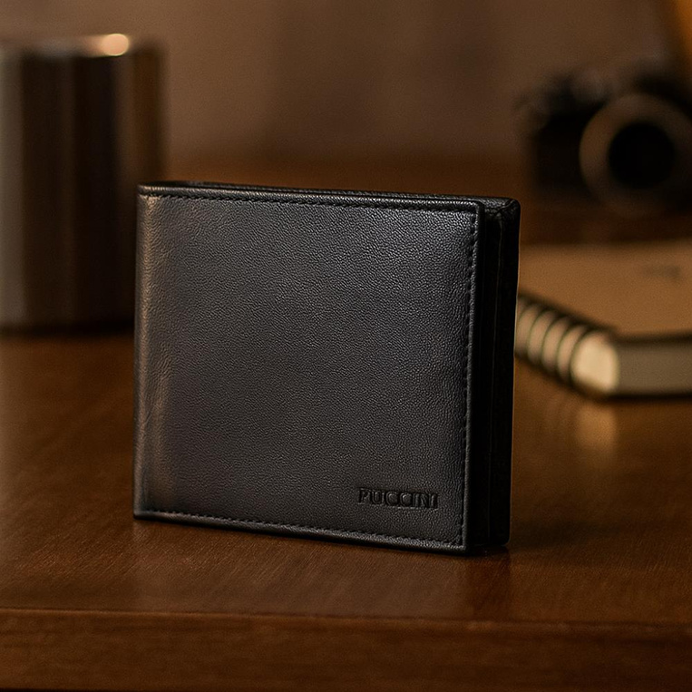 Skórzany Portfel czarny ETNA PUCCINI tłoczone INICJAŁY prezent z klasą