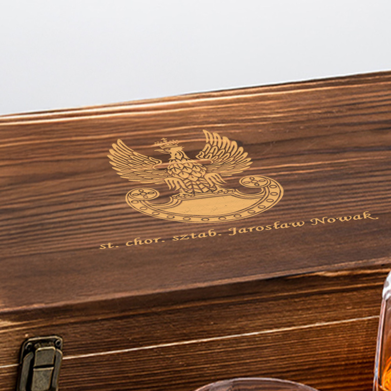 Zestaw do whisky Twist DLA ŻOŁNIERZA z grawerem orzełka i stopnia