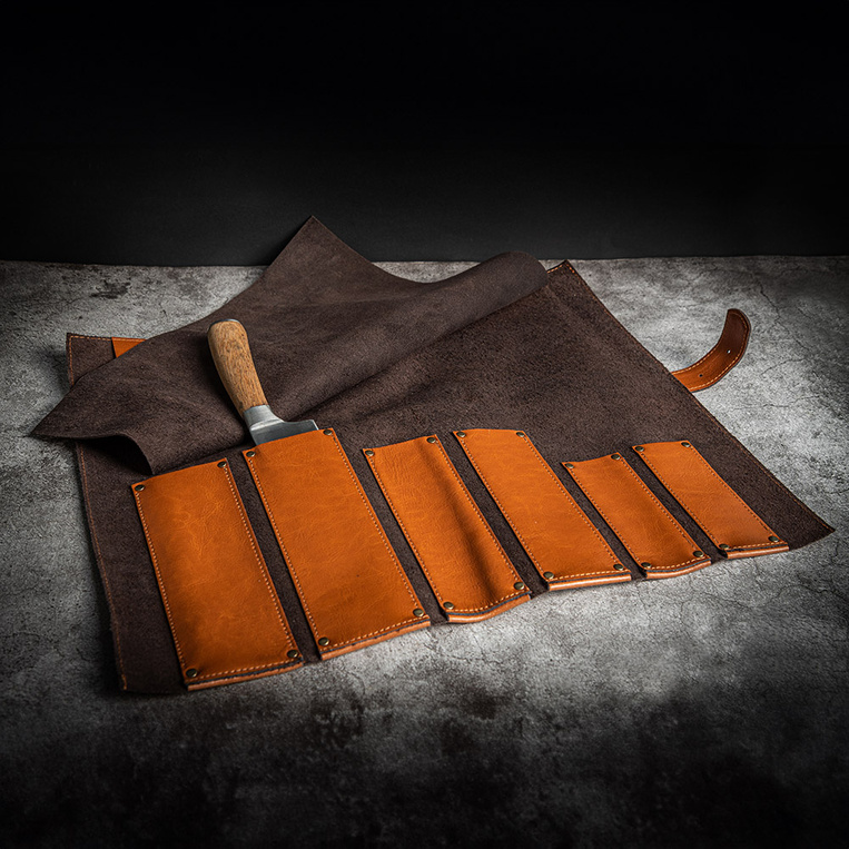 Personalizowane skórzane etui do noży szefa kuchni TŁOCZONE INICJAŁY