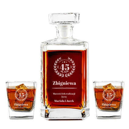 Zestaw karafka i 2 szklanki Z OKAZJI 45 URODZIN  dla niego