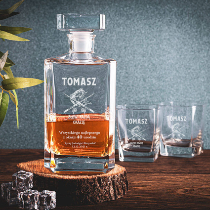 Karafka i 2 szklanki do whisky Z GRAWEREM - ZŁOWI KAŻDĄ OKAZJĘ dla WĘDKARZA