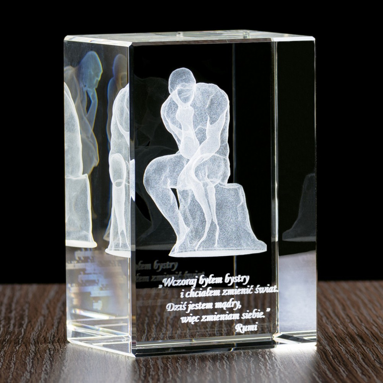 Myśliciel - rzeźba Auguste'a Rodina wygrawerowana w statuetce 3D