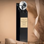 Personalizowana Statuetka na URODZINY 18, 30, 40, 50, 60 z diamentem