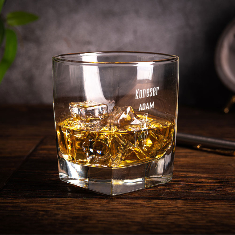 Karafka i dwie szklanki do whisky DLA KONESERA + IMIĘ