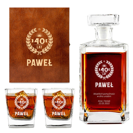 ZESTAW Karafka + 2 szklanki + drewniana skrzynka GRAWER na 40 URODZINY