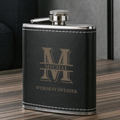 Piersiówka z grawerem dla świadka – WYBORNY ŚWIADEK, czarna skóra, prezent ślubny