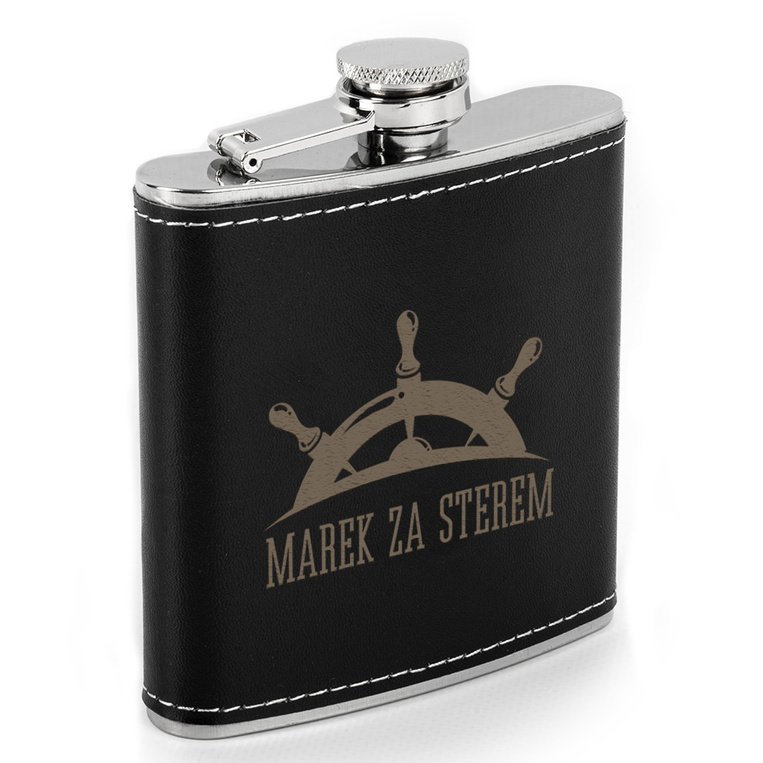 Piersiówka z grawerem na skórze IMIĘ + ZA STEREM