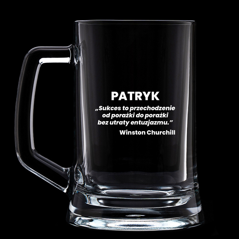 KUFEL Z CYTATEM Churchilla – motywujący prezent dla wytrwałych
