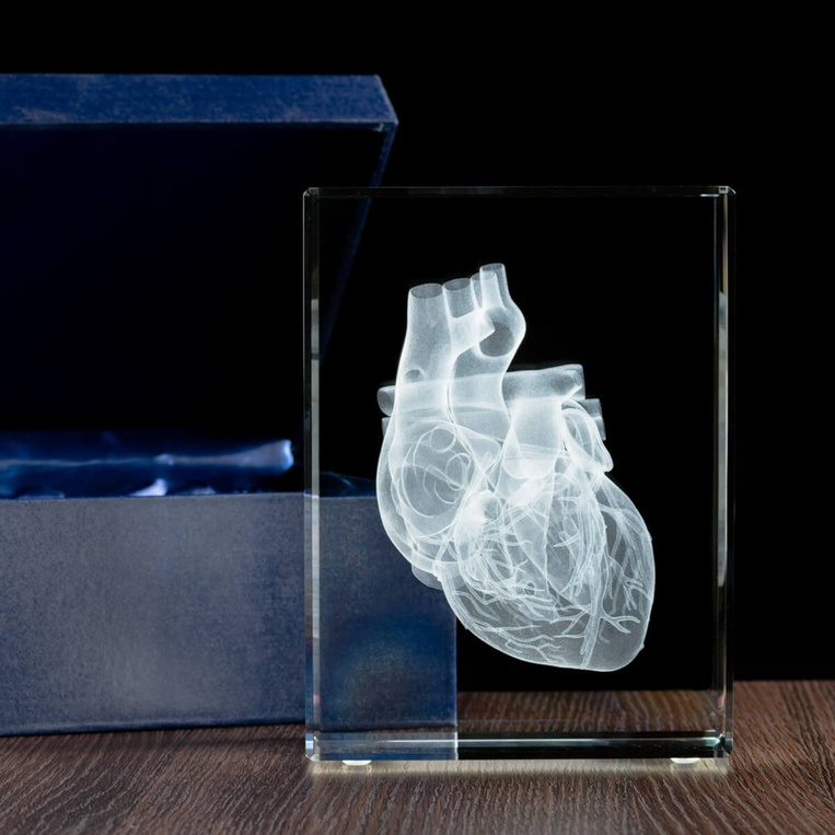 Serce 3D w dużej statuetce 150x200x100 mm - Grawer Prezent Medyczny Podziękowania
