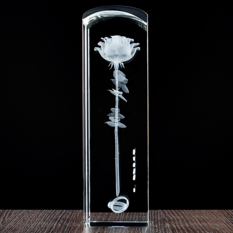 Róża 3D w dużej statuetce 65x65x220 mm Ślubne Podziękowania Dla Rodziców