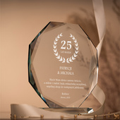 Szklana statuetka z grawerem na 25 ROCZNICĘ ŚLUBU – prezent na srebrną rocznicę