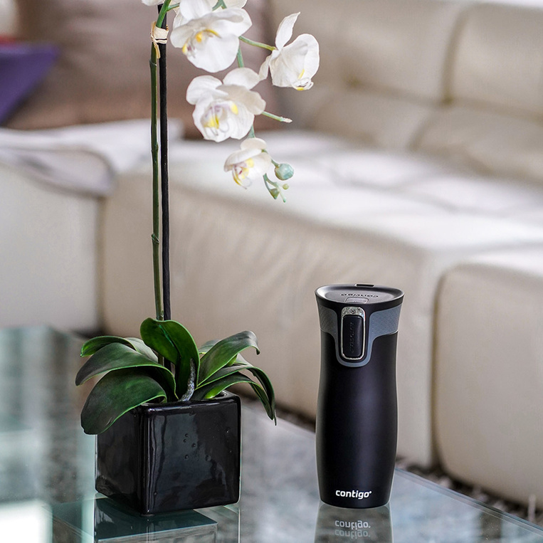 Personalizowany prezent - czarny kubek termiczny Contigo GRAWER MONOGRAMU