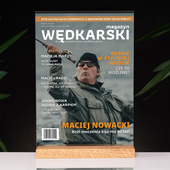 Statuetka ze szkła akrylowego 21x30 cm – Okładka „Magazyn Wędkarski”