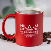 Kubek ceramiczny z humorystycznym grawerem – personalizowany