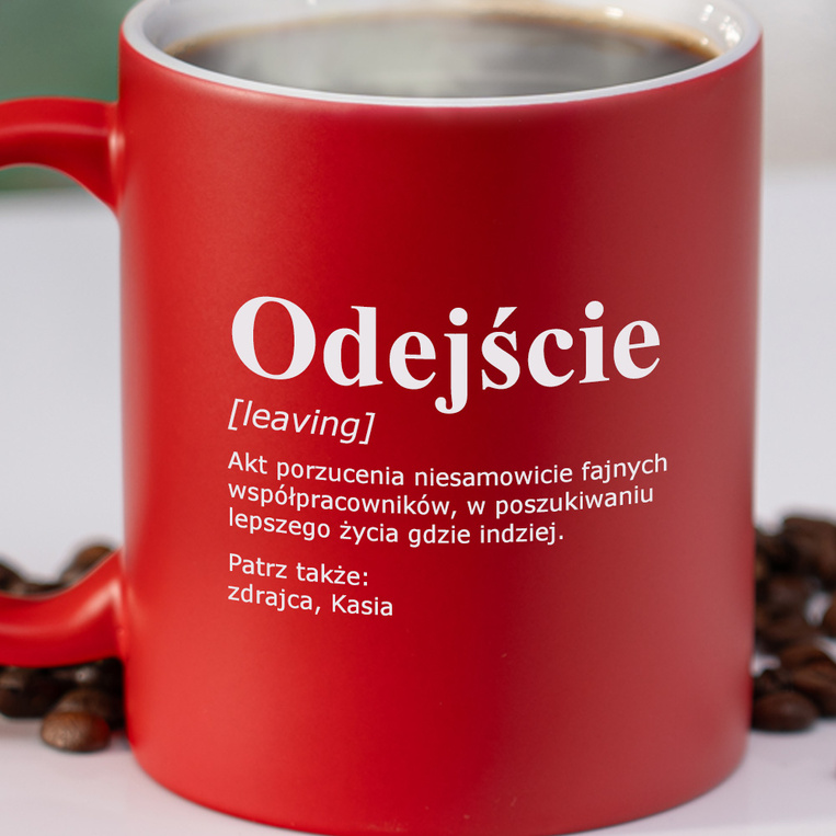 Kubek ceramiczny z grawerem NA ODEJŚCIE Z PRACY – humorystyczny