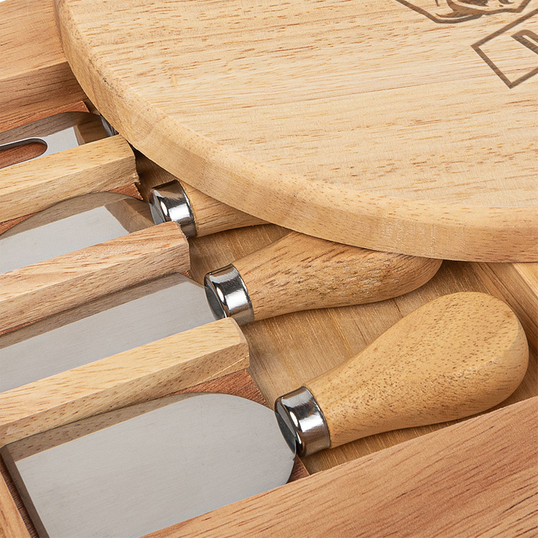 GRAWEROWANA deska do serów z nożami - NIE ZADZIERAJ Z KUCHARZEM na prezent