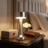 Personalizowana przenośna lampa LED z grawerowanym imieniem DLA NIEGO