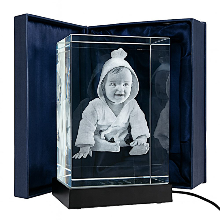 Duży fotokryształ 3D ze zdjęciem dziecka – chrzest, roczek, komunia