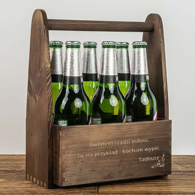 GRAWEROWANE nosidło drewniane na piwo ŚWIATEM RZĄDZI MIŁOŚĆ