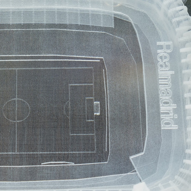 Stadion Santiago Bernabéu - Real Madryt wygrawerowany w MEGA statuetce