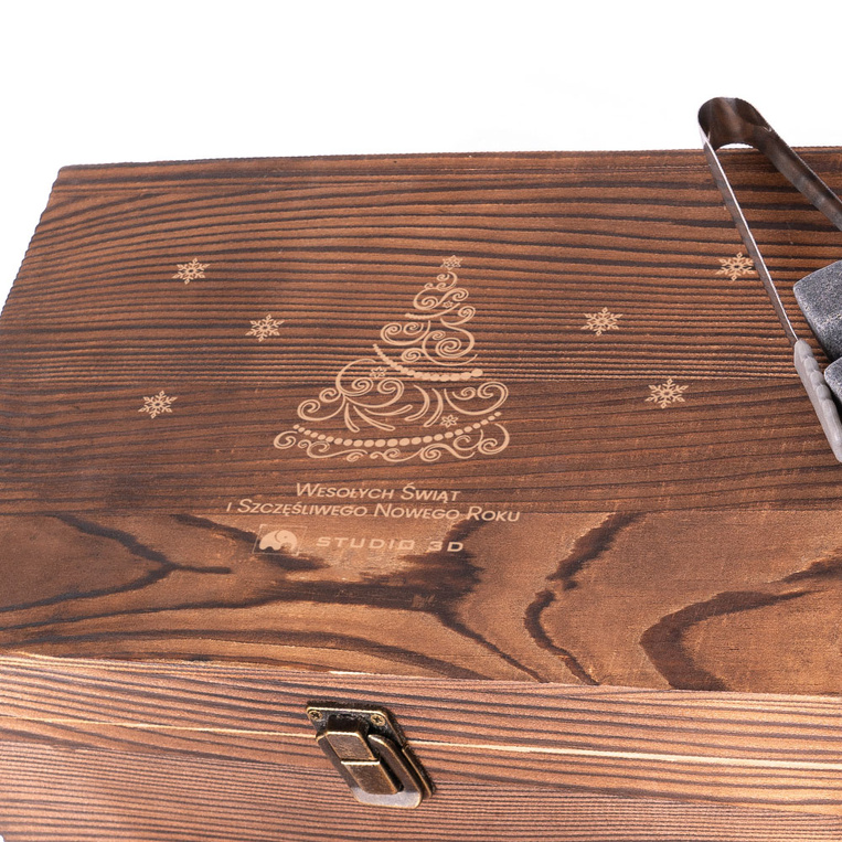 Zestaw do whisky z firmowym grawerem – prezent świąteczny DLA KLIENTÓW