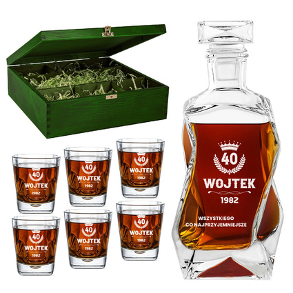 Personalizowany zestaw do whisky z karafką i szklankami - prezent na 40 urodziny