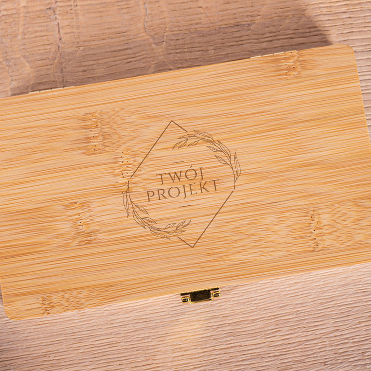 PERSONALIZOWANY GRAWEREM Zestaw 21 narzędzi TWÓJ PROJEKT