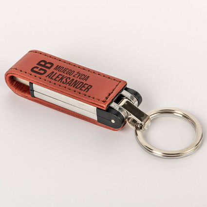 Pamięć USB z grawerem GB MOJEGO ŻYCIA + IMIĘ