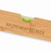 Poziomica z otwieraczem z grawerem POZIOMAT + IMIĘ na urodziny