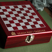 Zestaw do wina z szachami GRAWEROWANA PERSONALIZACJA