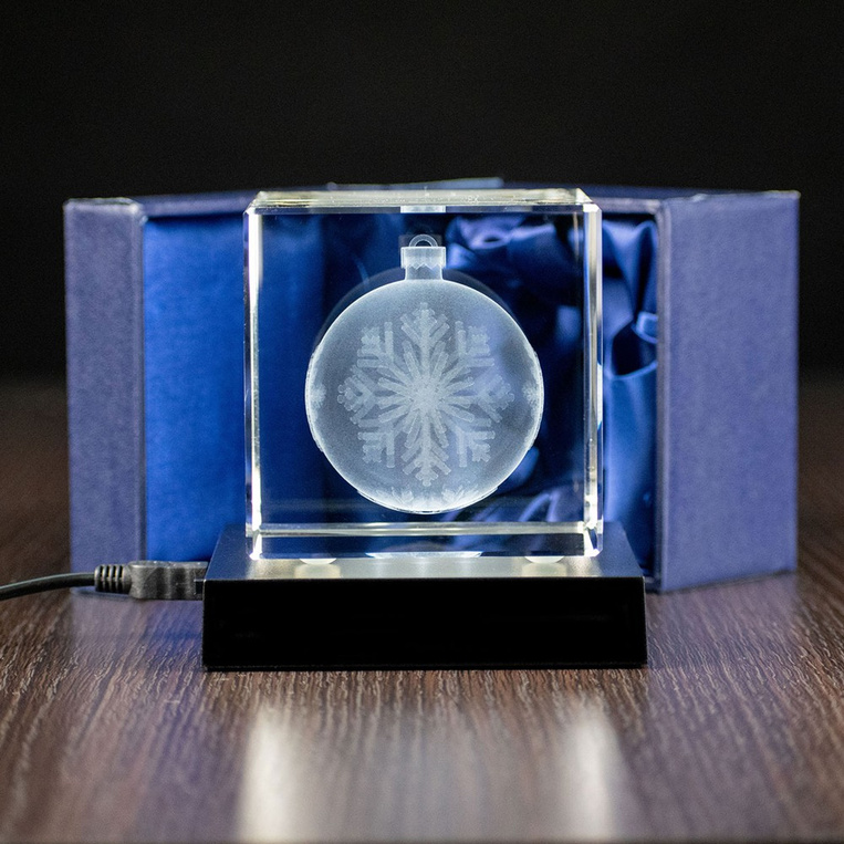 Statuetka 3D 80x80x80 mm z grawerem bombki – fotolampka 3D LED z personalizacją