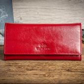 Wiśniowy Portfel Wittchen z Złotymi Inicjałami - Ekskluzywny Prezent